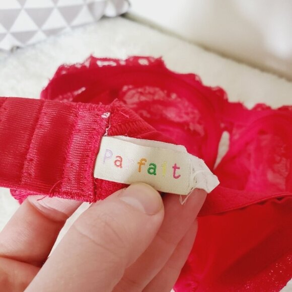 Parfait Unlined Red Lace Sexy Full Coverage Bra 30F - Picture 4 of 5
